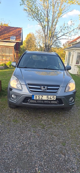 Honda CR-V 2 of 10