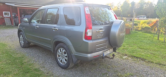 Honda CR-V 3 of 10
