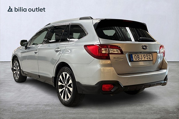 Subaru Outback 8 of 30