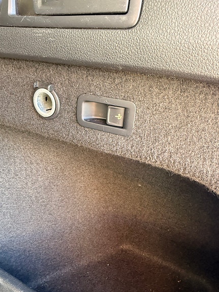 Volkswagen Passat 21 of 28