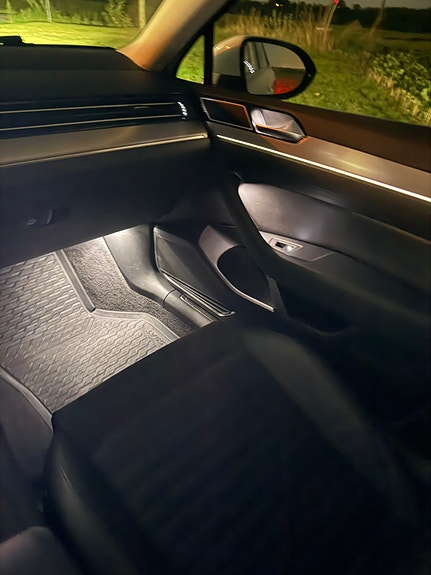 Volkswagen Passat 27 of 28