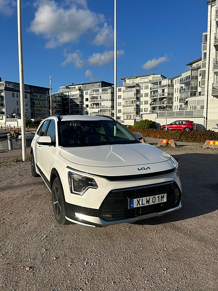 Kia Niro 2 of 8