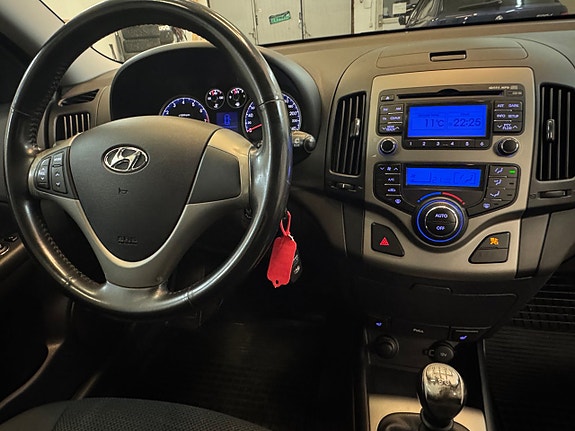Hyundai i30 14 of 24