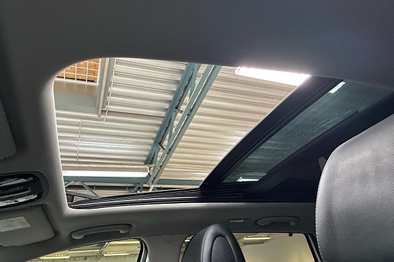 Kia Sorento 18 of 30