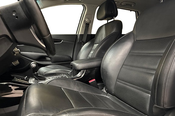 Kia Sorento 13 of 30