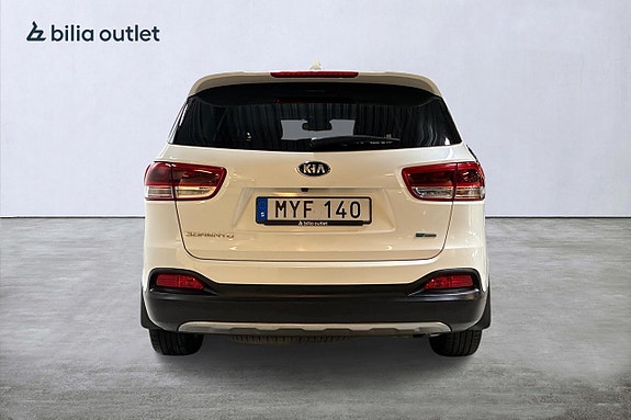 Kia Sorento 7 of 30