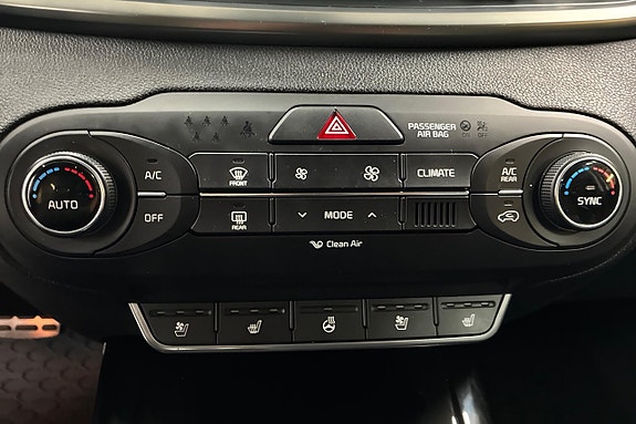 Kia Sorento 24 of 30