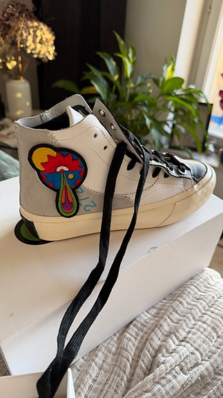 Product image 1 of 9