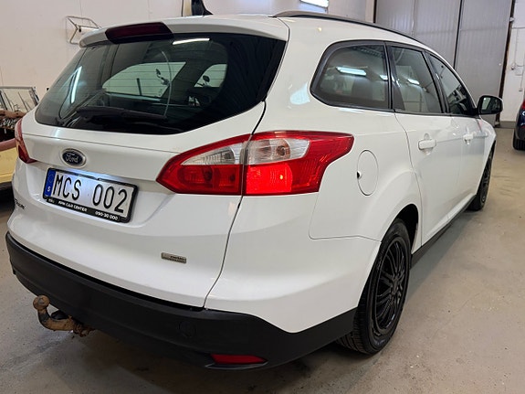 Ford Focus 8 of 24