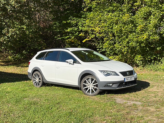 Seat Leon 3 of 7