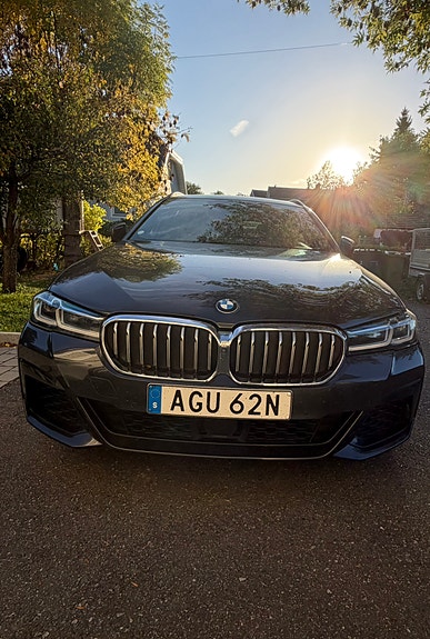 BMW 530d 2 of 5