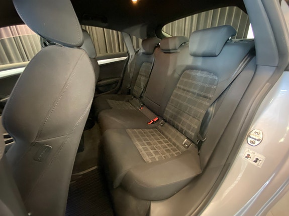 Audi A5 8 of 30