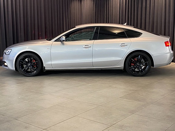 Audi A5 3 of 30