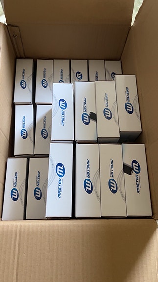 Product image 1 of 3