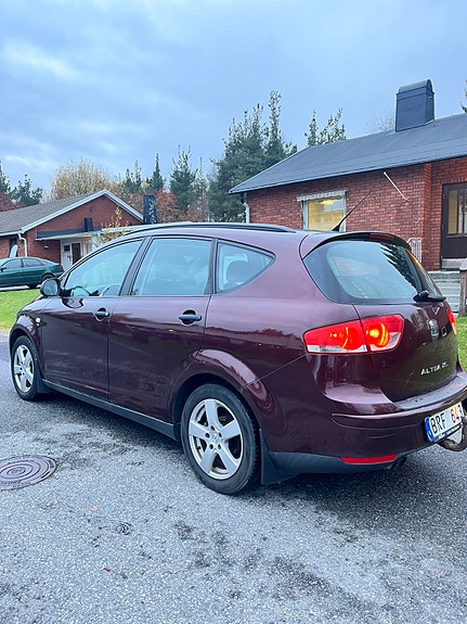 Seat Altea XL 2 of 7