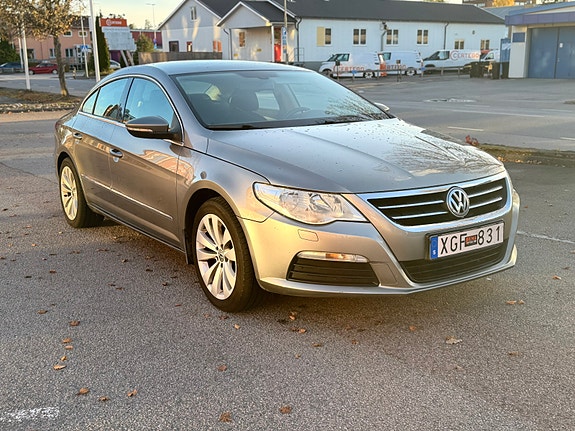 Volkswagen Passat CC 3 of 12