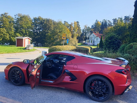 Chevrolet Corvette 4 of 30