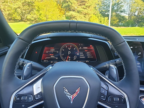 Chevrolet Corvette 15 of 30