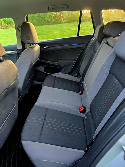 Volkswagen Golf Alltrack 8 of 8