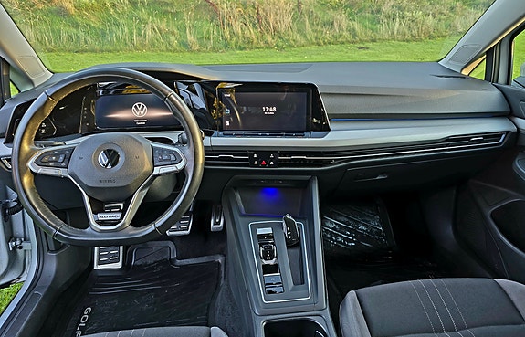 Volkswagen Golf Alltrack 6 of 8