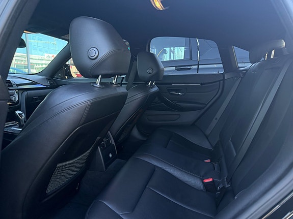 BMW 440i 28 of 30