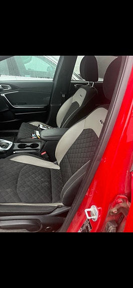 Kia Ceed 4 of 4