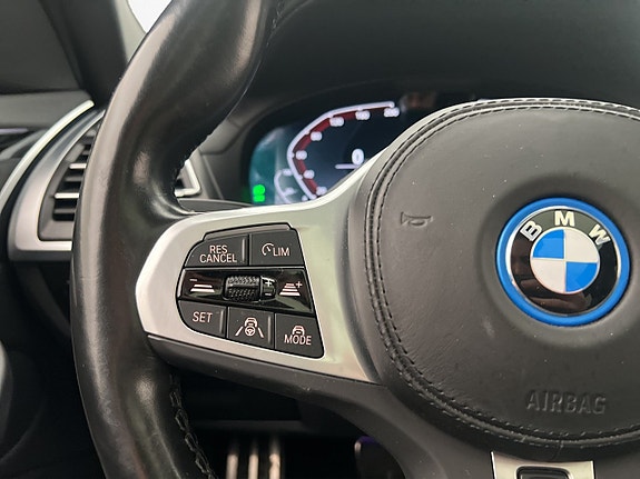 BMW iX3 21 of 30