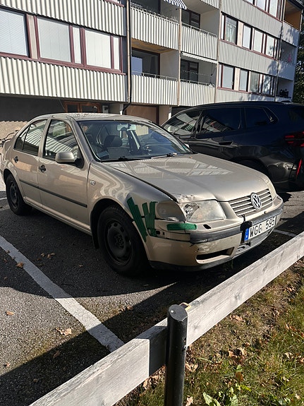 Volkswagen Bora 7 of 11