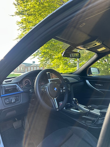 BMW 320d 5 of 6
