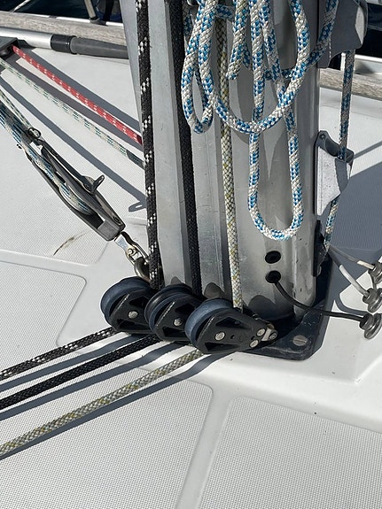 Beneteau First 325 18 of 18