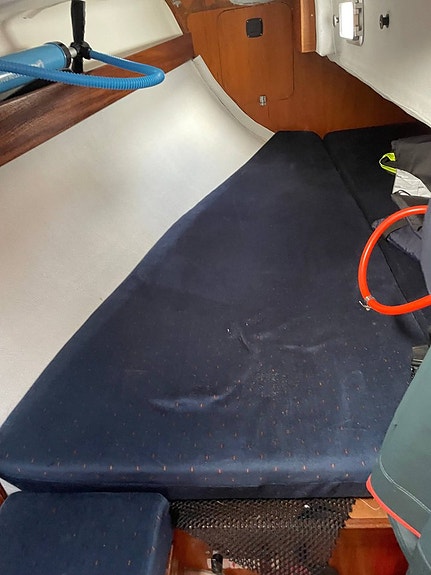 Beneteau First 325 10 of 18