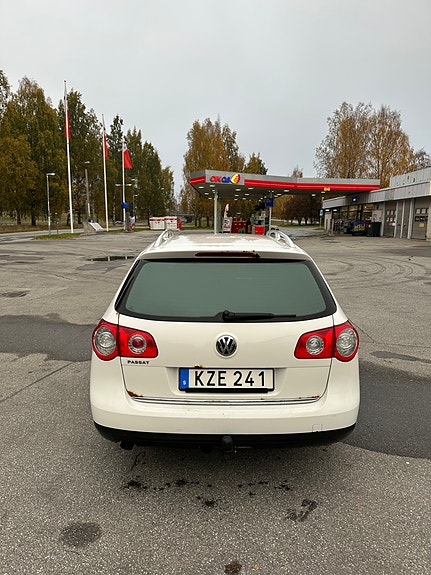 Volkswagen Passat 5 of 9
