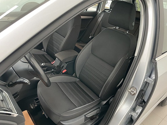 Skoda Octavia 11 of 18