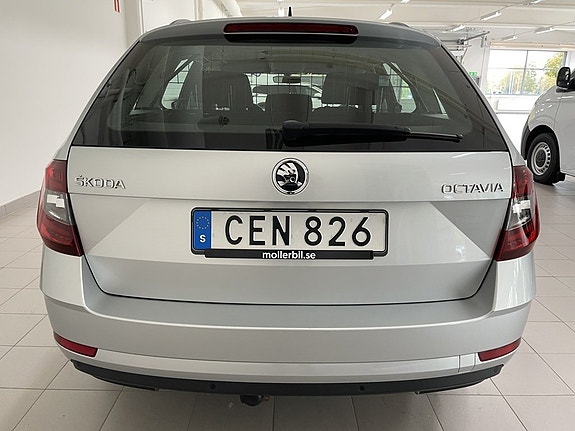 Skoda Octavia 6 of 18