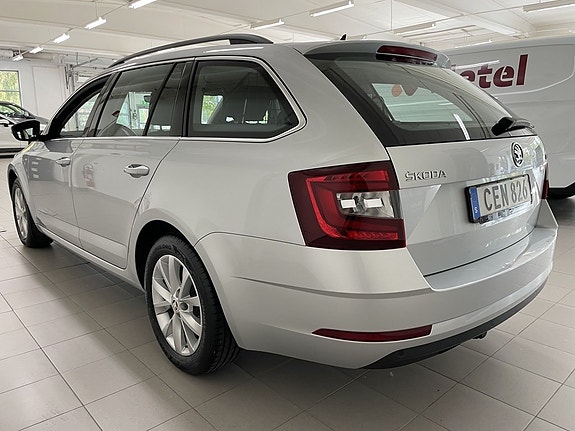 Skoda Octavia 5 of 18