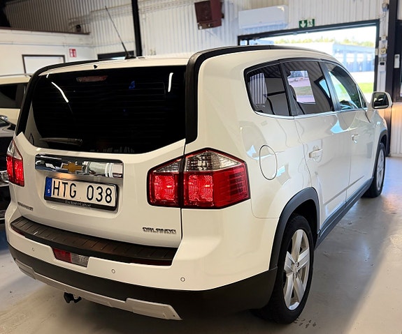 Chevrolet Orlando 11 of 21