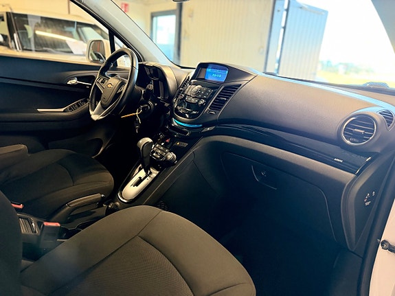 Chevrolet Orlando 15 of 21