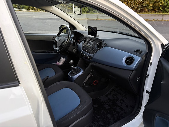 Hyundai i10 6 of 8