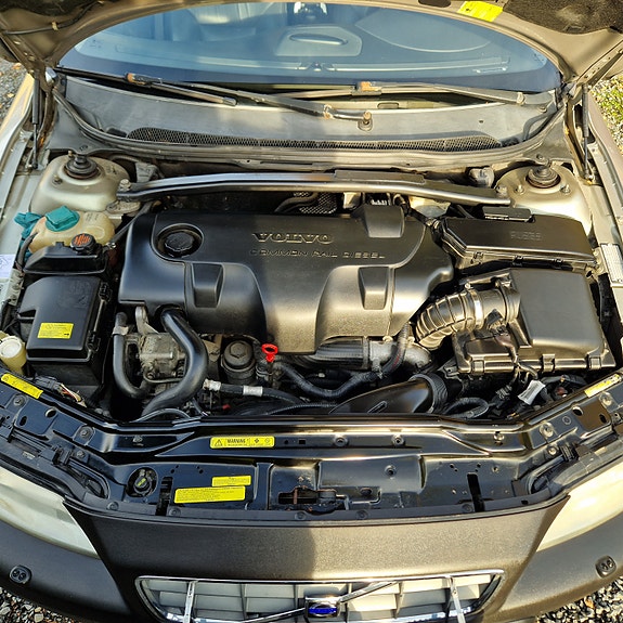 Volvo XC70 6 of 10
