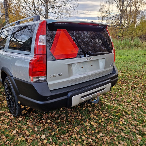 Volvo XC70 10 of 10