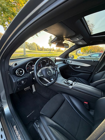 Mercedes-Benz GLC220 d 9 of 17
