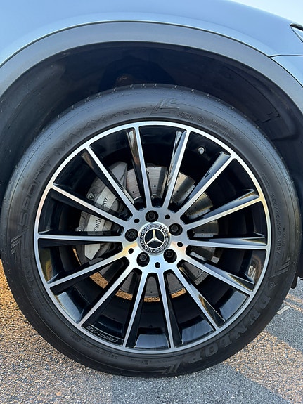 Mercedes-Benz GLC220 d 16 of 17