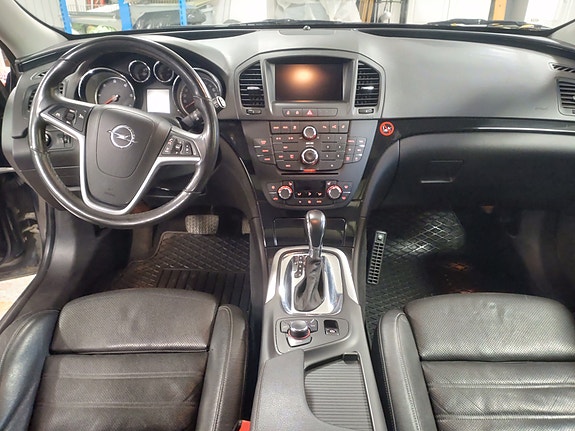 Opel Insignia 8 of 11