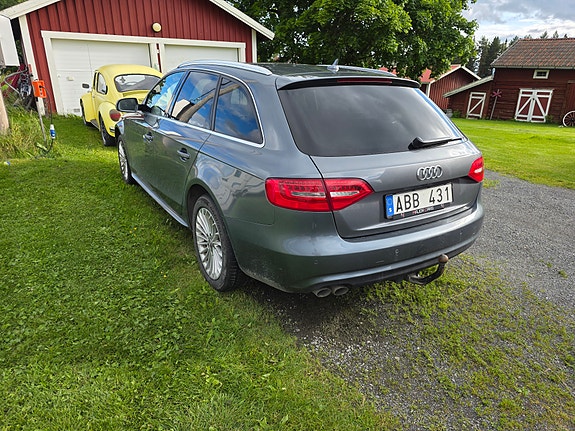 Audi A4 3 of 13