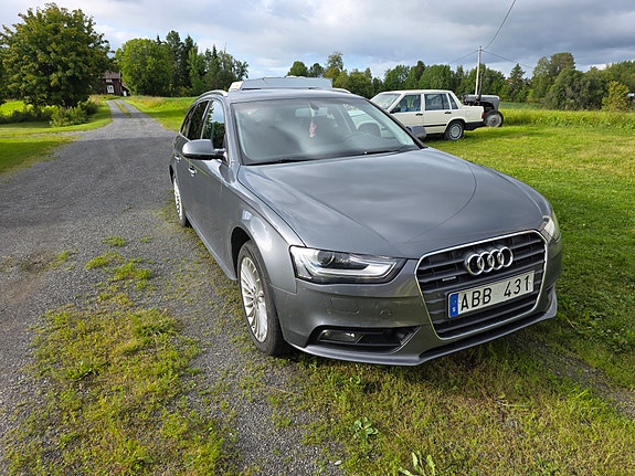 Audi A4 2 of 13
