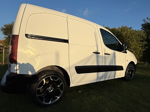 Citroen Berlingo 7 of 8