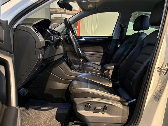 Volkswagen Tiguan 10 of 29
