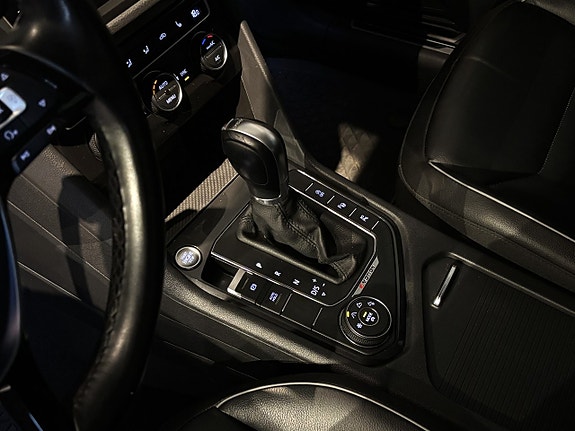 Volkswagen Tiguan 16 of 29