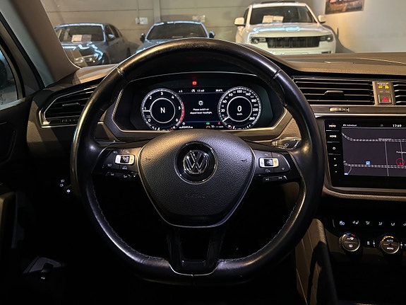 Volkswagen Tiguan 15 of 29