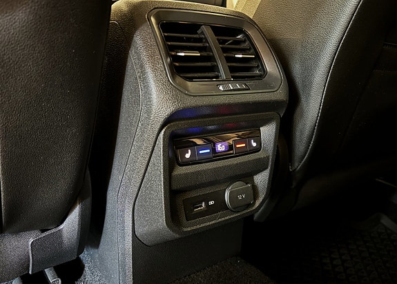 Volkswagen Tiguan 24 of 29